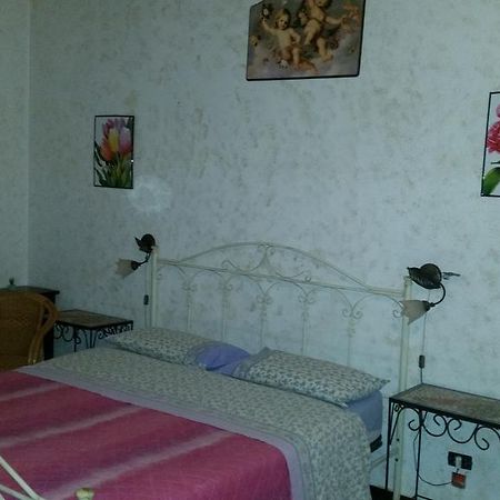 Il Balcone Sullo Stretto Bed & Breakfast Reggio di Calabria Ruang foto