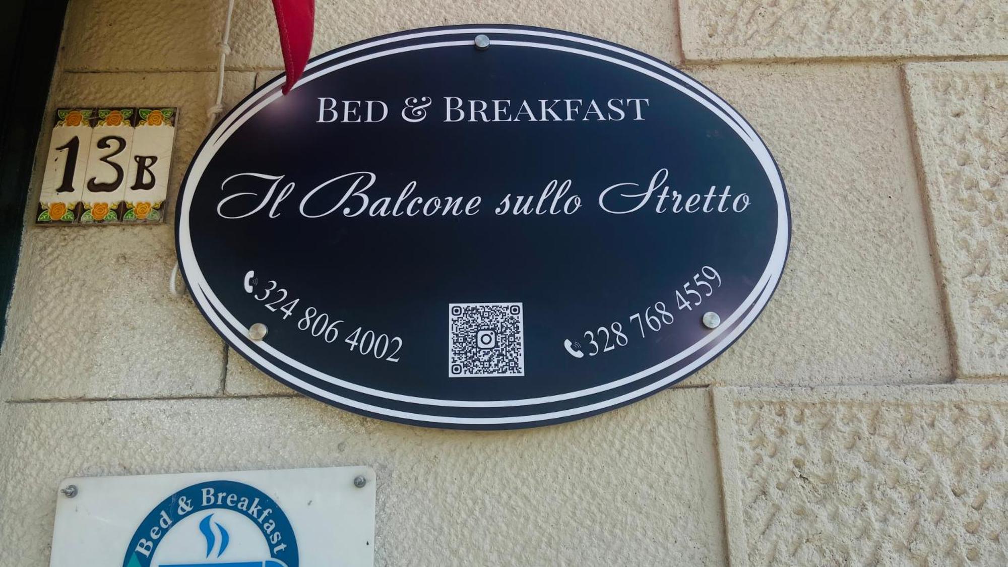 Il Balcone Sullo Stretto Bed & Breakfast Reggio di Calabria Bagian luar foto